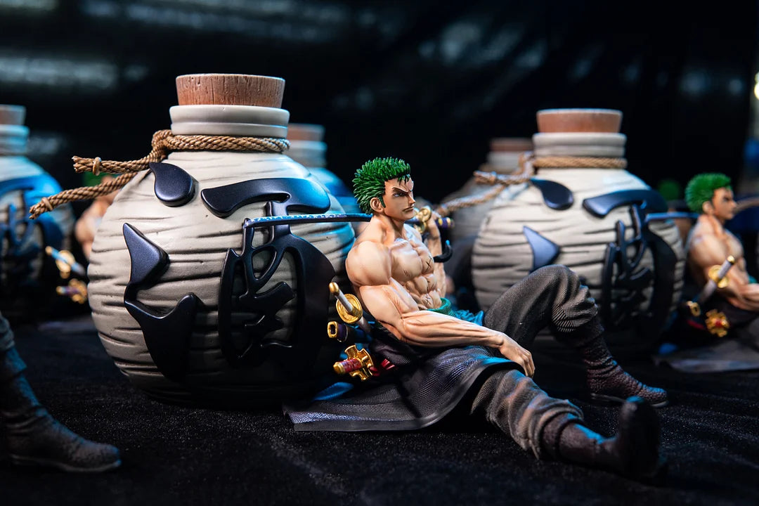 HS Studio - Wine Bottle Roronoa Zoro