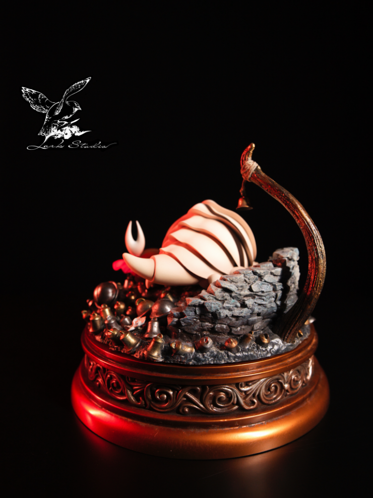 Lark Studio - Hornet X Bell Beast