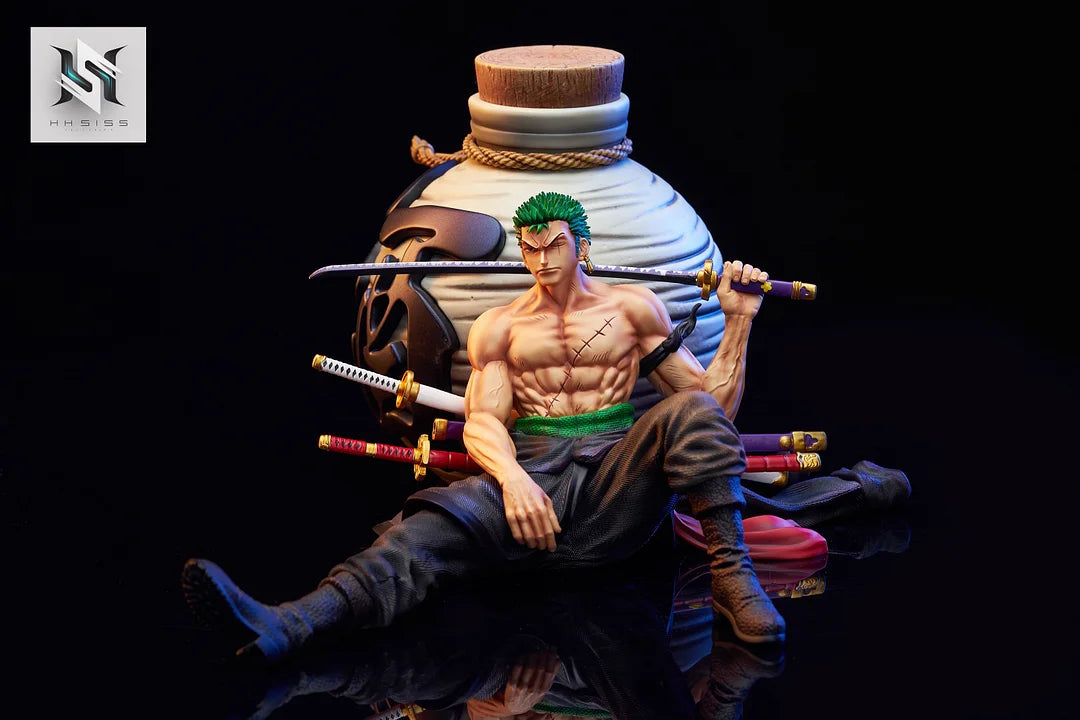 HS Studio - Wine Bottle Roronoa Zoro