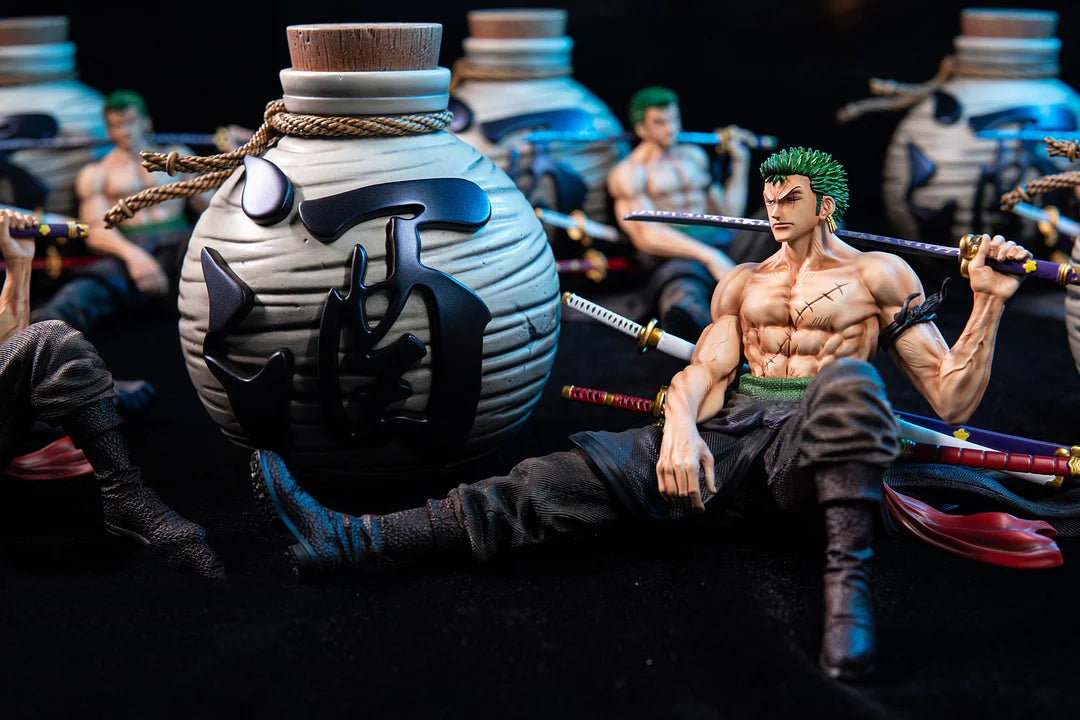 HS Studio - Wine Bottle Roronoa Zoro