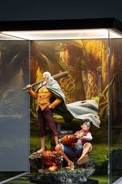 Jimei Palace - One Piece Silvers Rayleigh and Luffy (Licensed