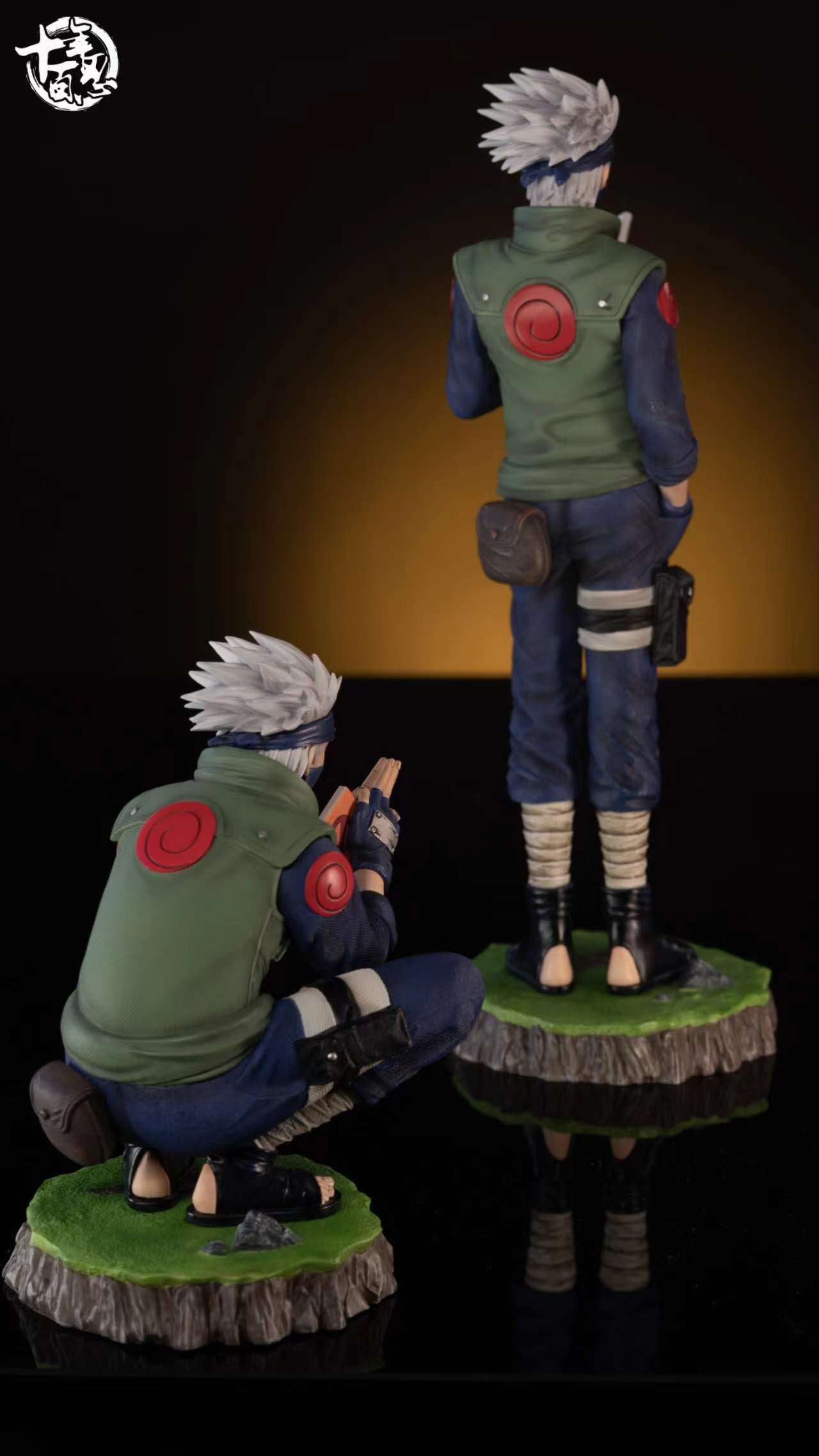 ShiNianBaiRen Studio - Reading Hatake Kakashi / Kancho Hatake Kakashi