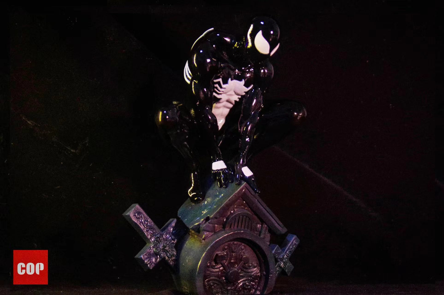 COP Studio - Venom Spiderman