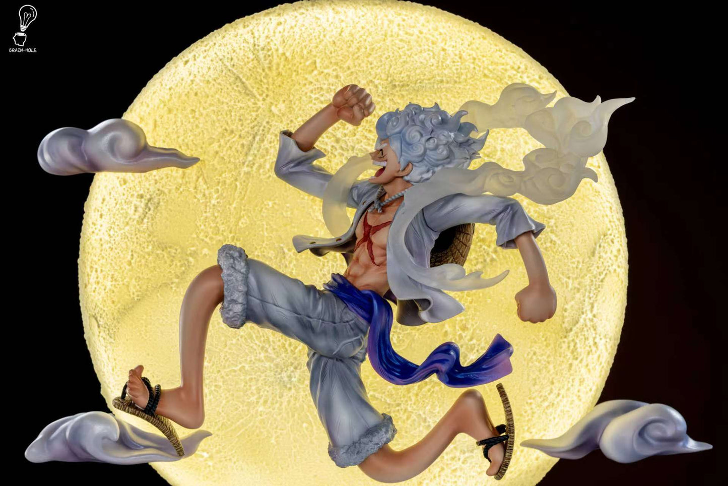 Brain Hole Studio - Sun God Nika Luffy Gear 5 Running to Moon