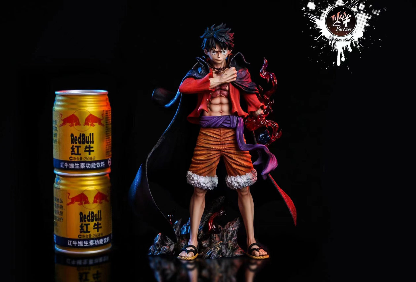 Partner Studio - Onigashima Monkey D. Luffy Pulling the Cloak