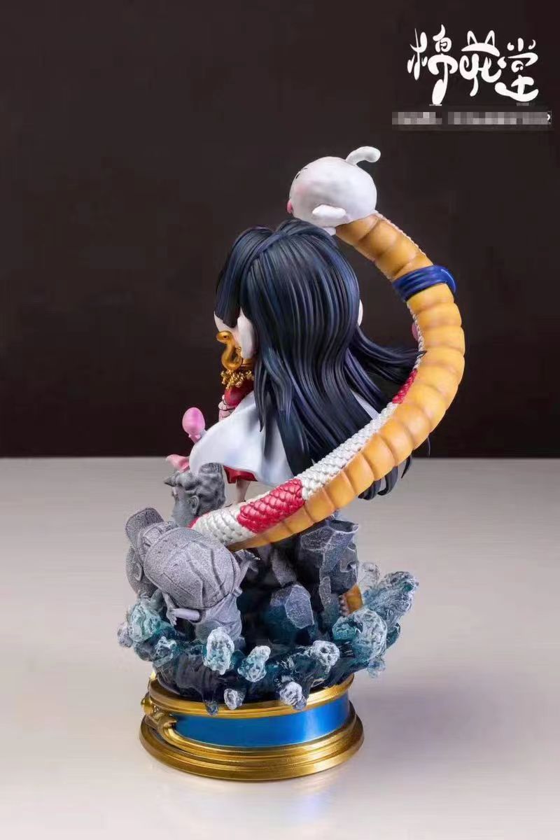 Cotton Studio/ Mian Hua Tang - Shin Chan Cosplay Boa Hancock