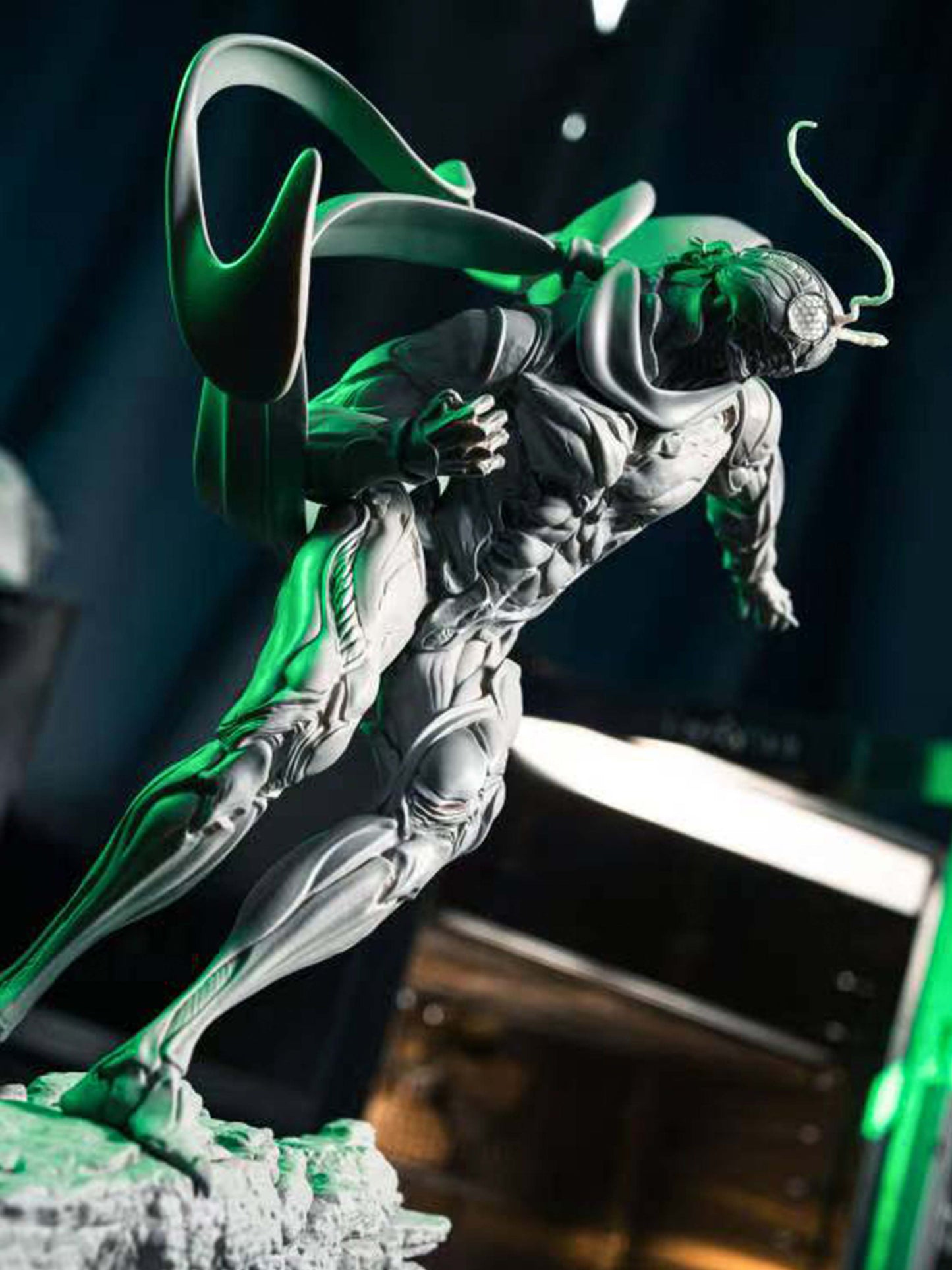 Tian Ye Studio - Locust Man Grey Kit Ver.