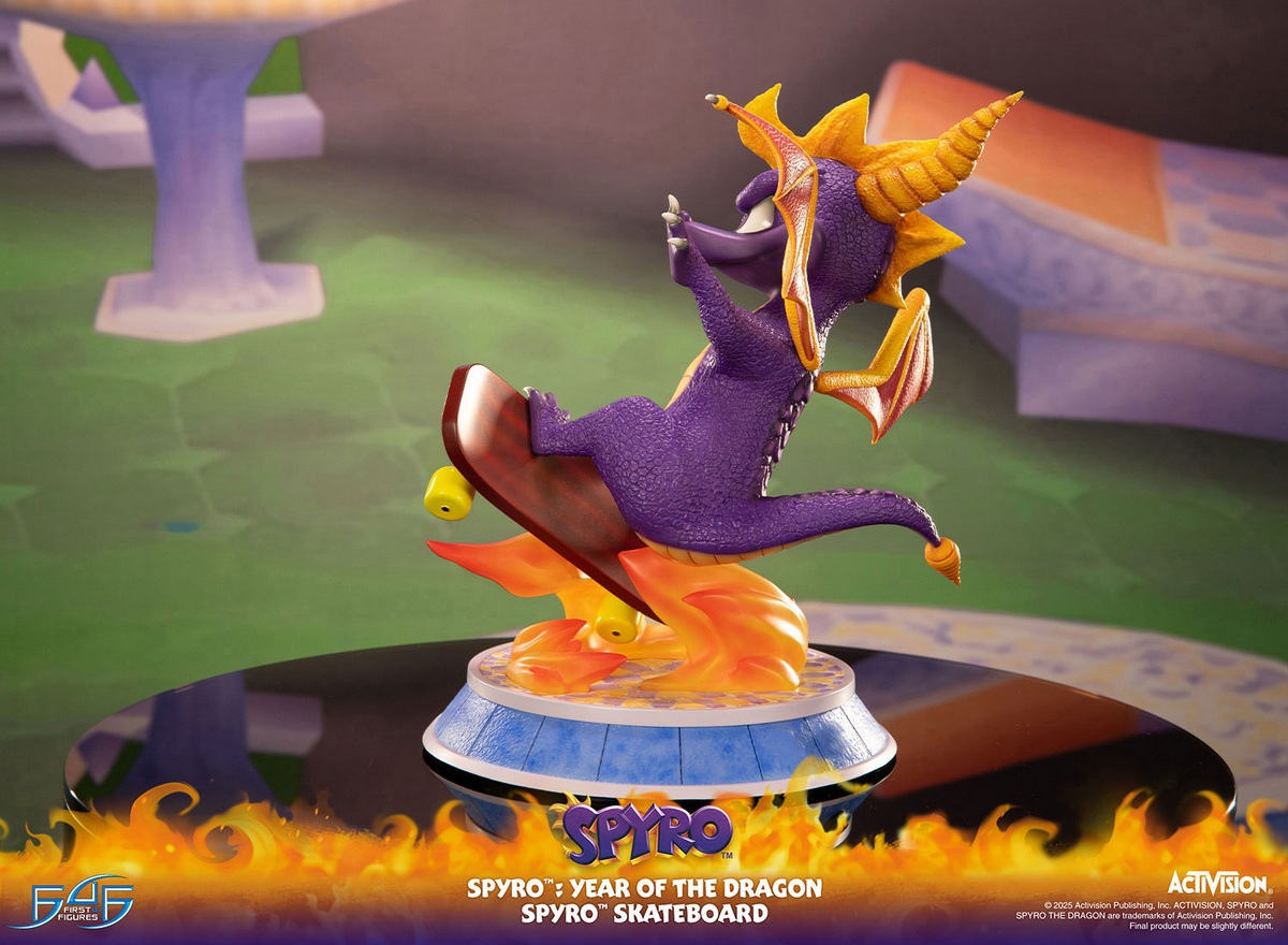 First 4 Figures - Spyro™ Skateboard