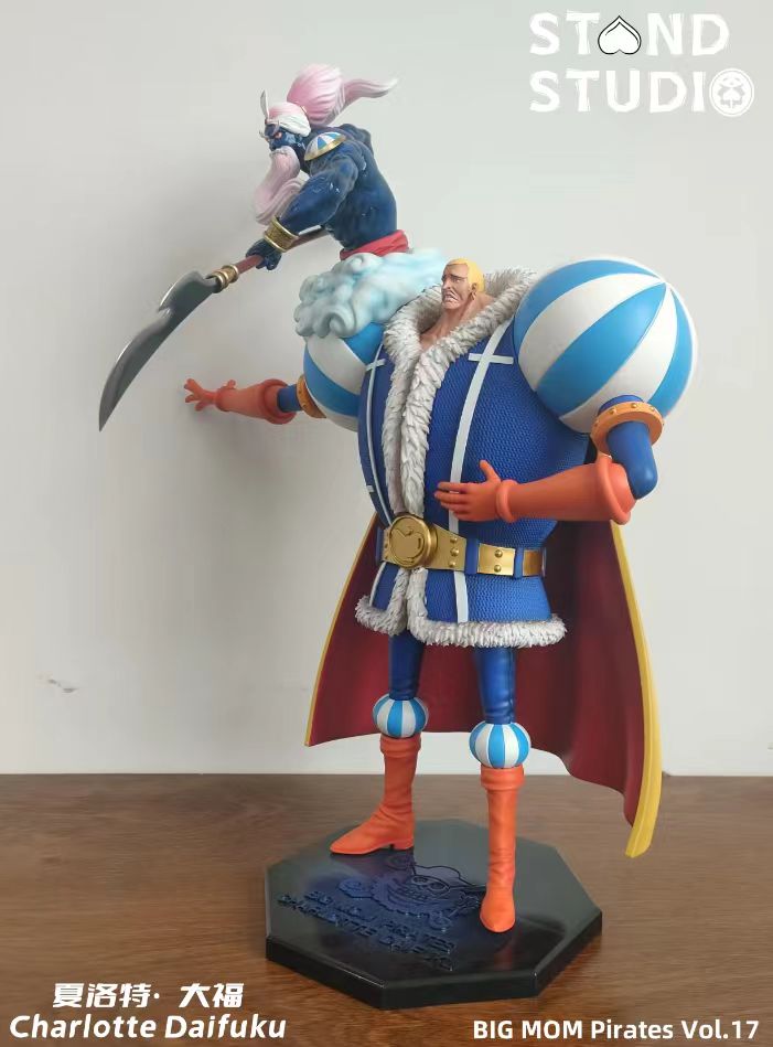 Stand Studio - Charlotte Daifuku