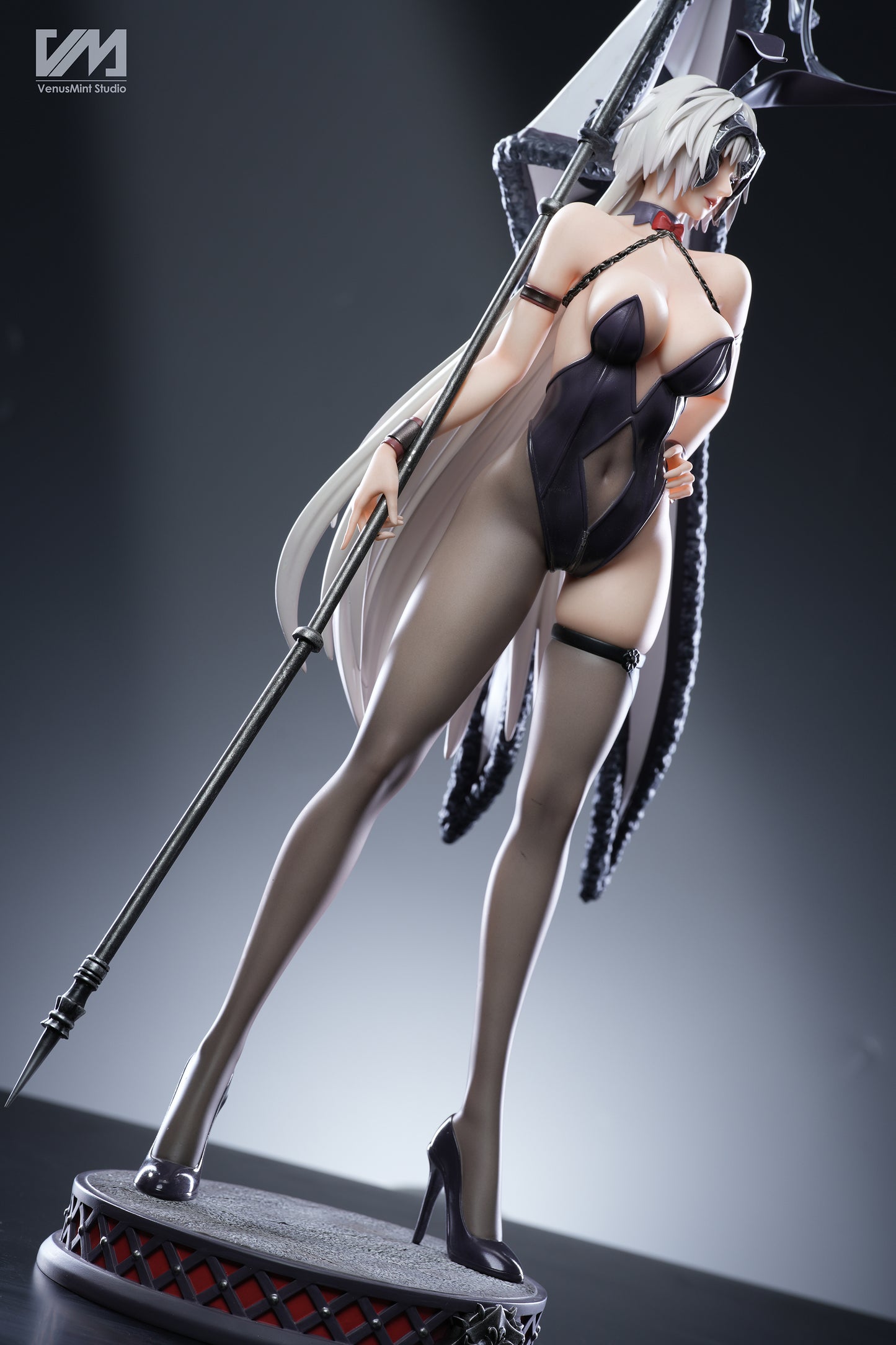 Venus Mint Studio - Bunny Jeanne d'Arc