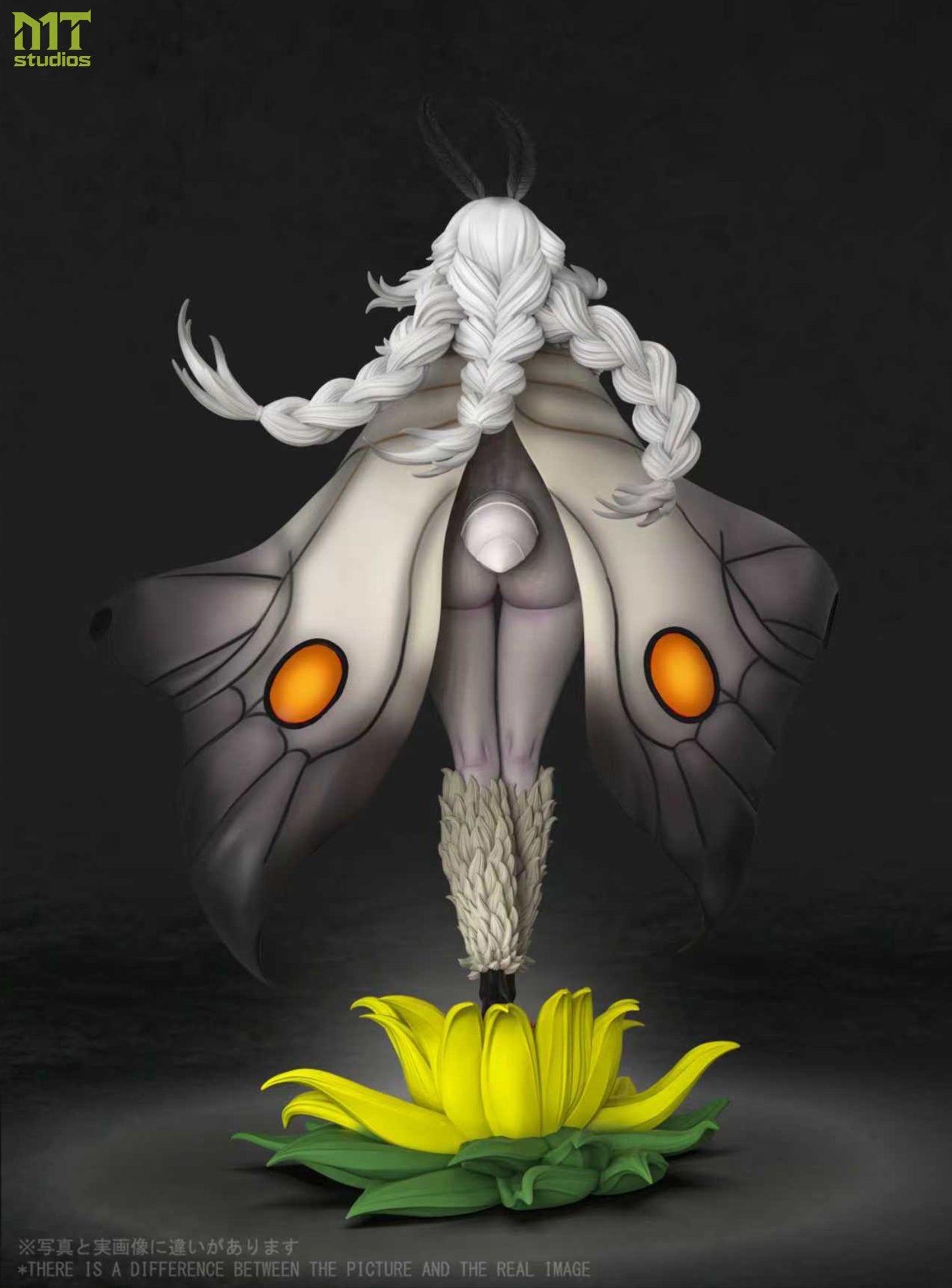 MT Studio - Moth Girl