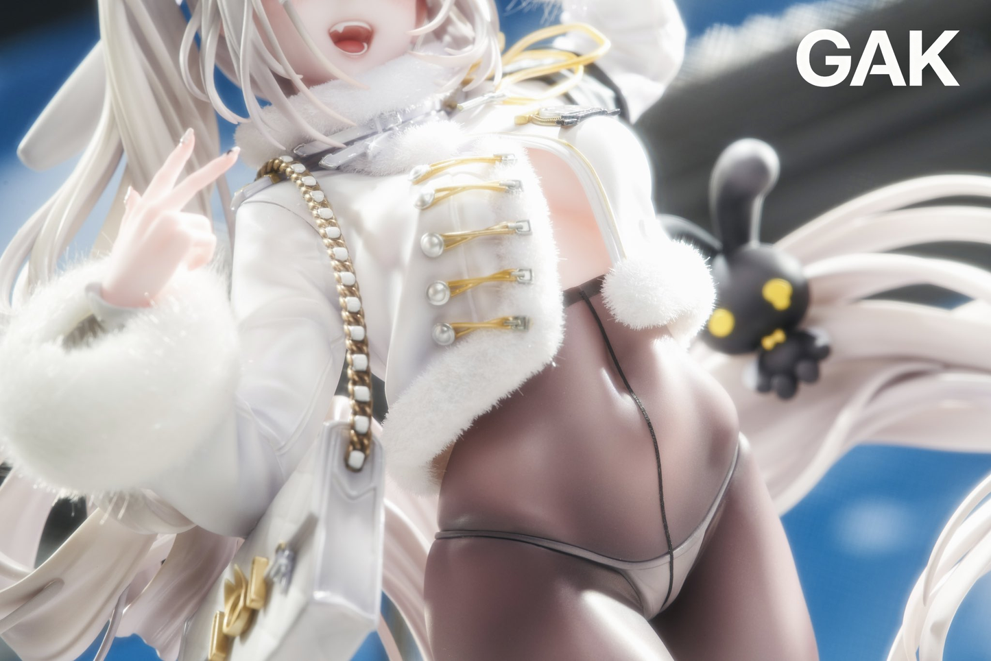 GAK Studio - Blanc: Lucky Express