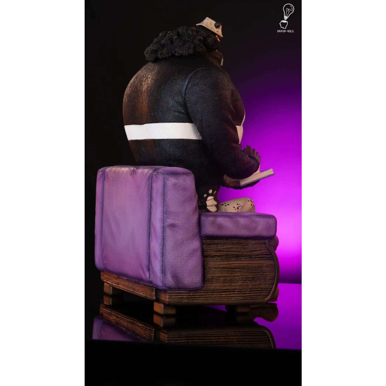 Brain Hole Studio - Sitting Bartholemew Kuma