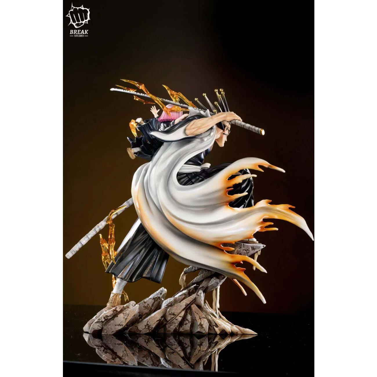 Break Studio - Kenpachi Zaraki & Yachiru Kusajishi