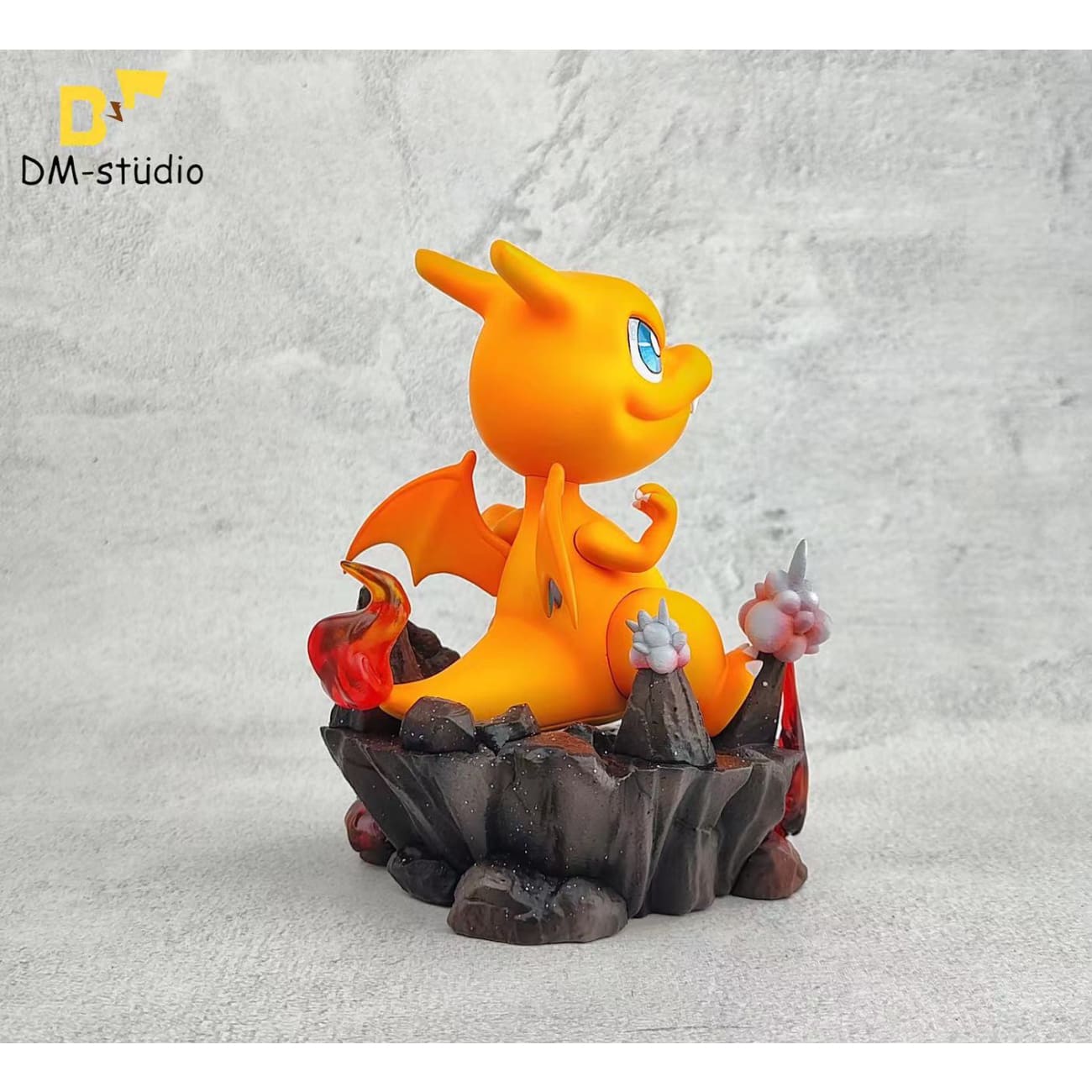 DM Studio - Cute Charizard