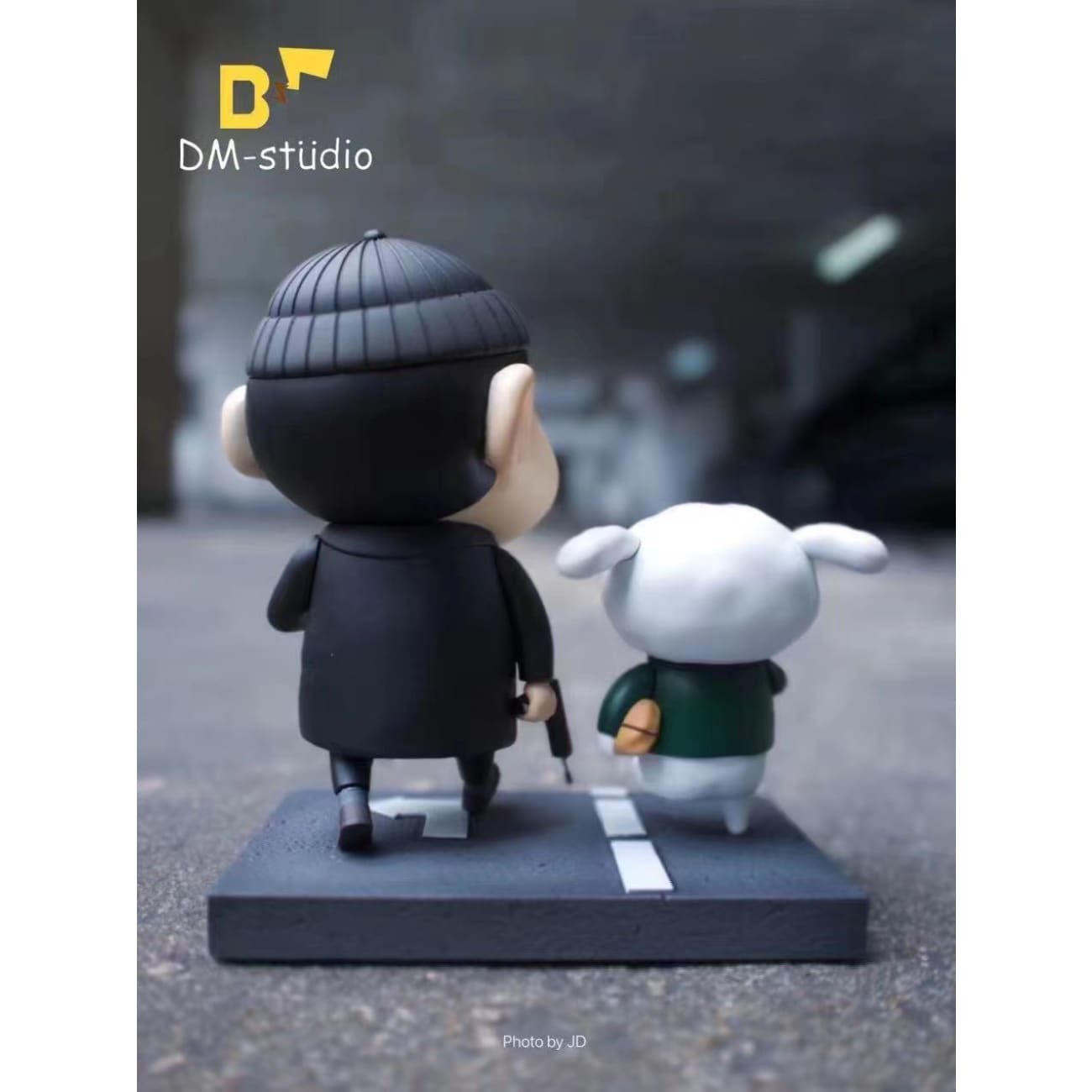 DM Studio - Shin chan and Shiro