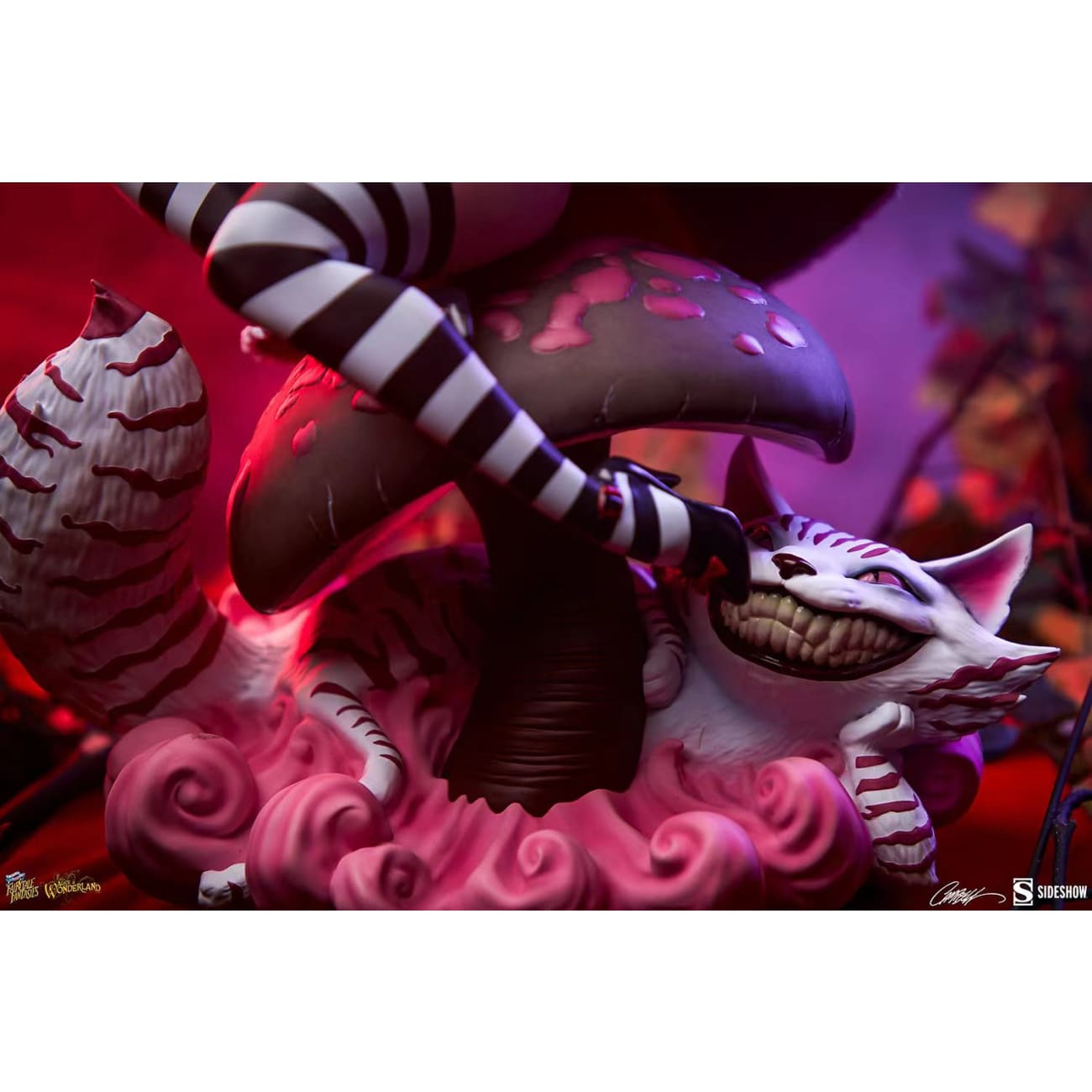 Sideshow - Alice in Wonderland