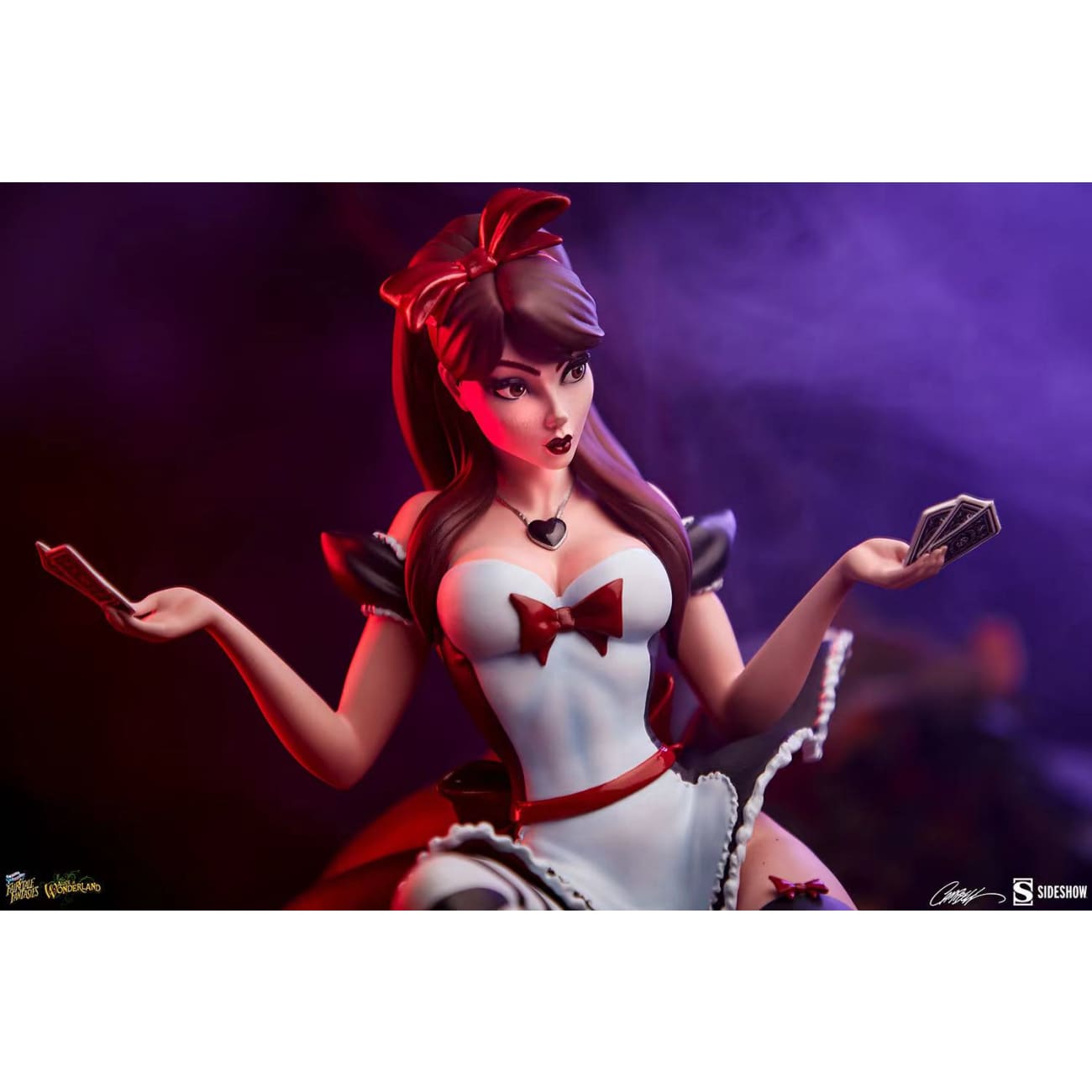 Sideshow - Alice in Wonderland