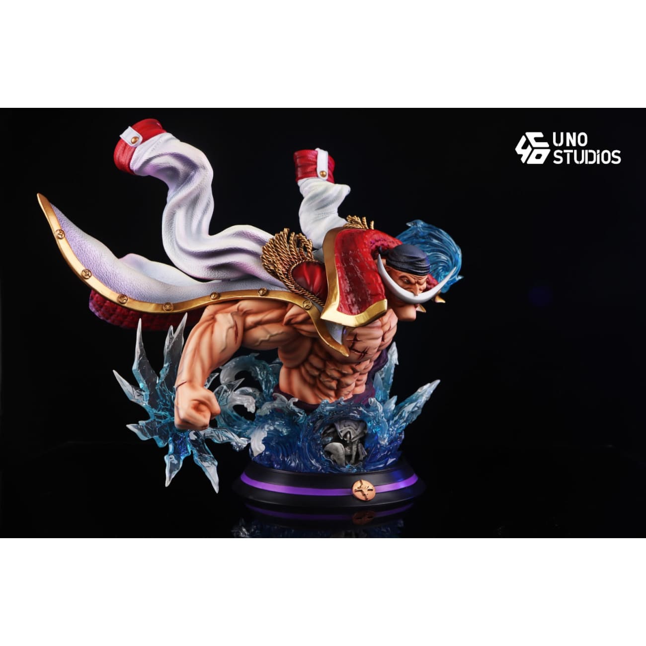 UNO Studio - Whitebeard Desk Figure Bust
