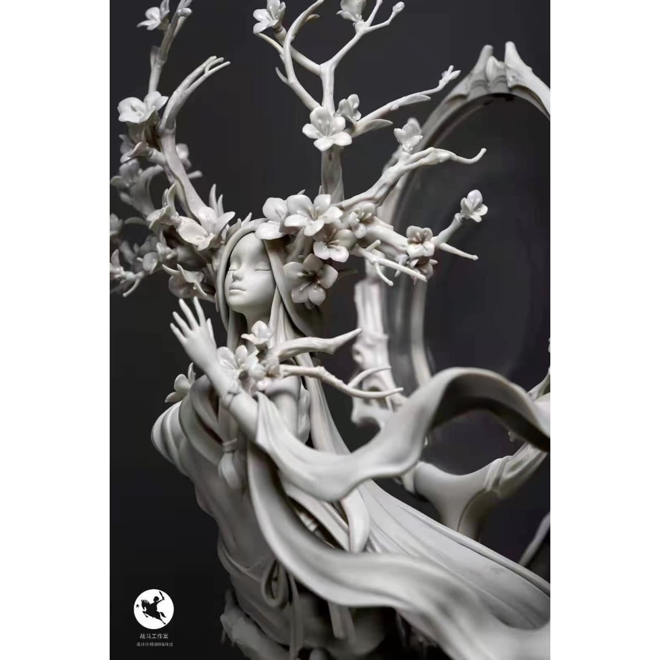 Zhan Ma Studio - Flowers Language in Grey ScaleZhan Ma Studio - Flowers Language in Grey Scale