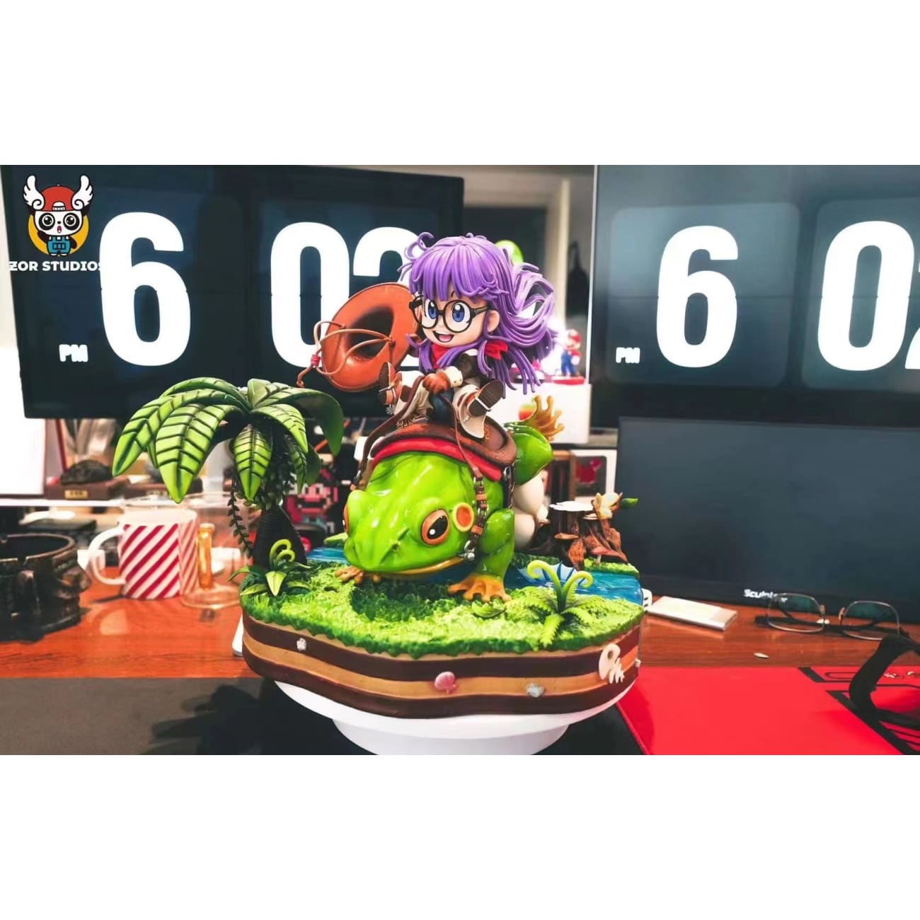 ZOR Studio - Arale and Frog