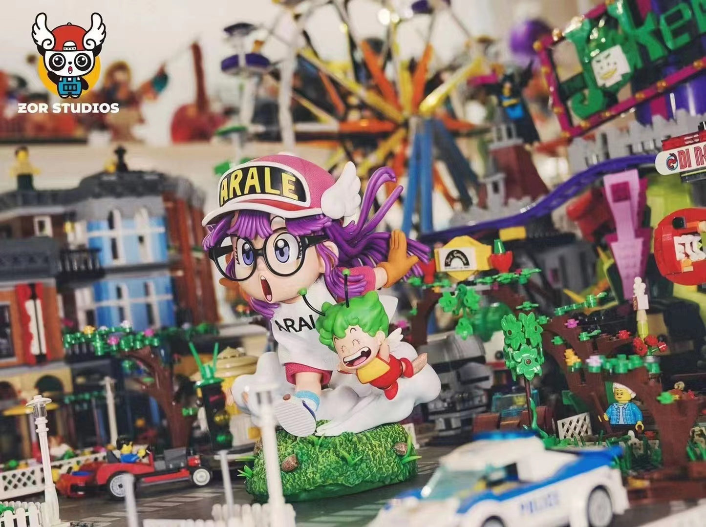 ZOR Studios - Running Norimaki Arale and Gatchan