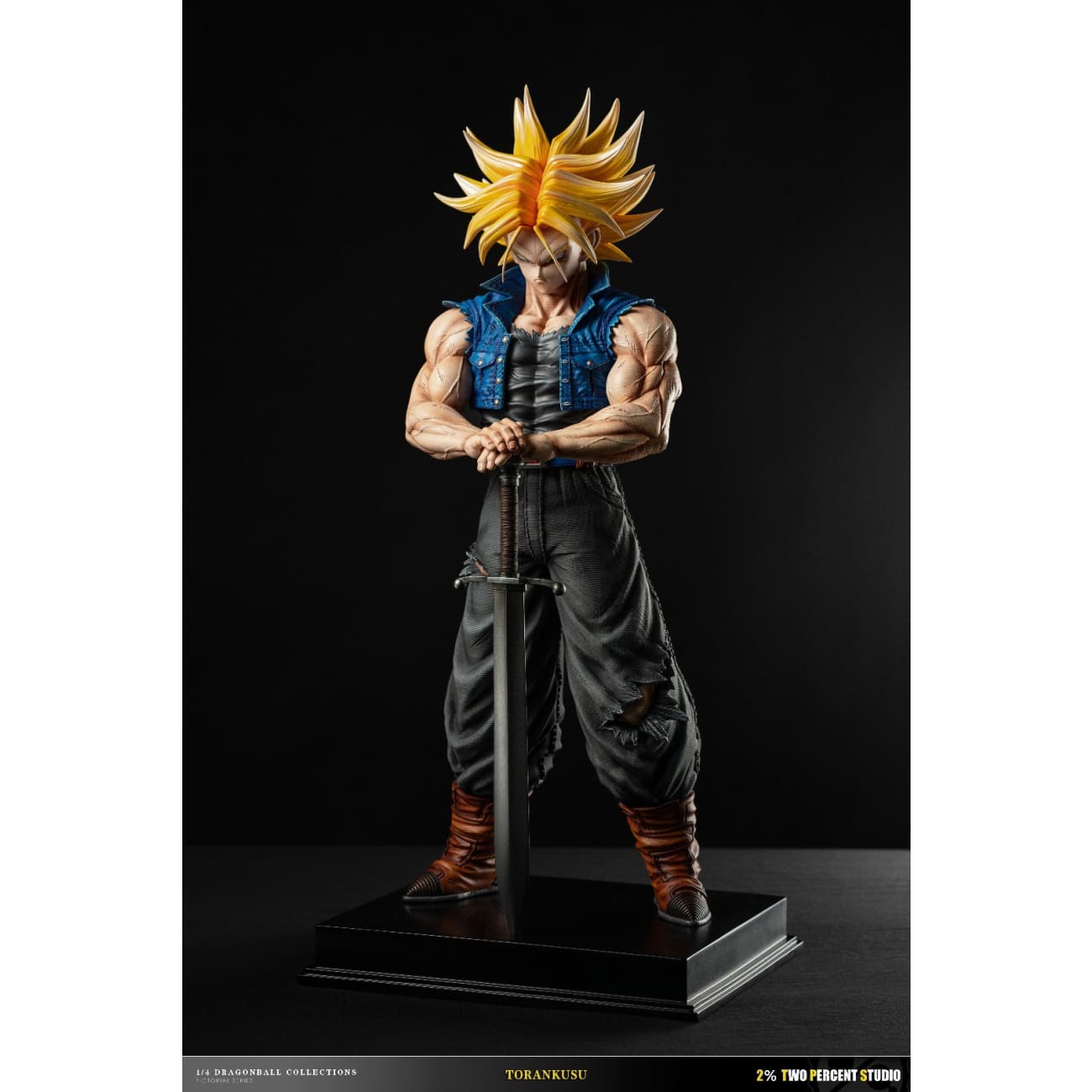 2% Two Percent Studio - Future Trunks