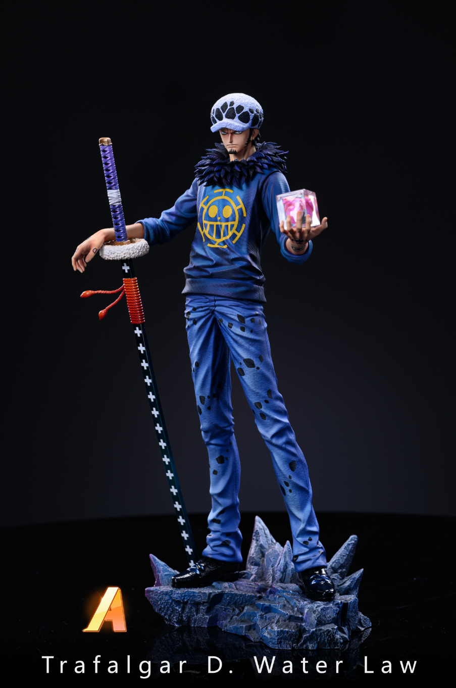 HX Studio - Trafalgar D. Water Law [2 Variants]