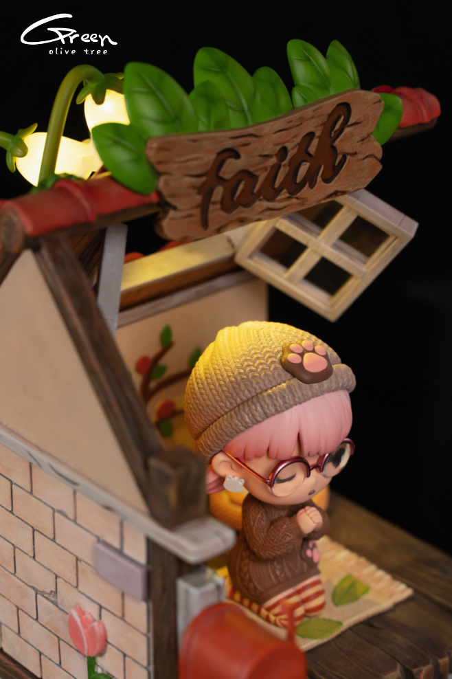 Green Olive Tree Studio - Girl Phoebe is Praying For You