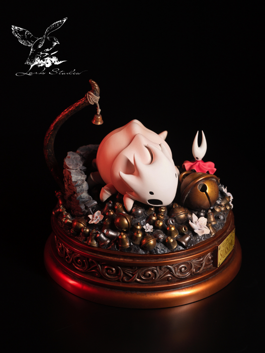 Lark Studio - Hornet X Bell Beast