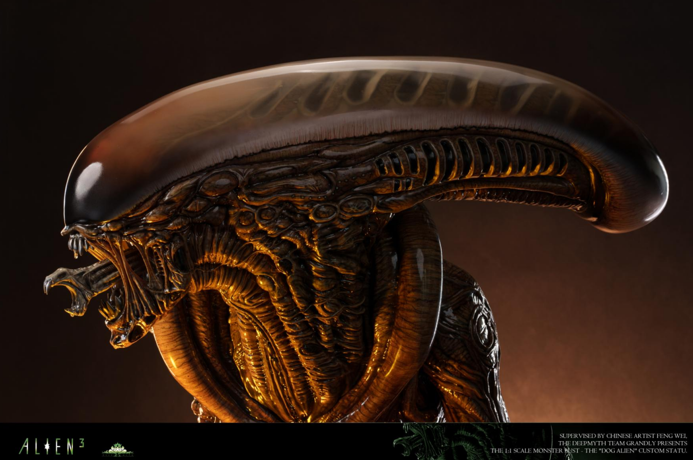 Deepmyth Studio - Runner Alien (Dog Alien) Bust