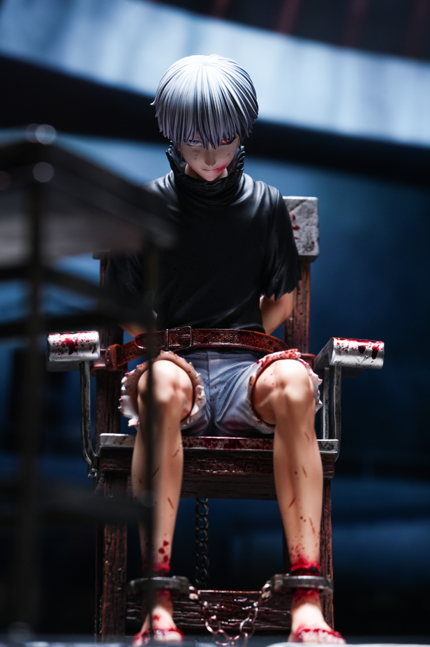 Damocles Studio - Ken Kaneki Chair