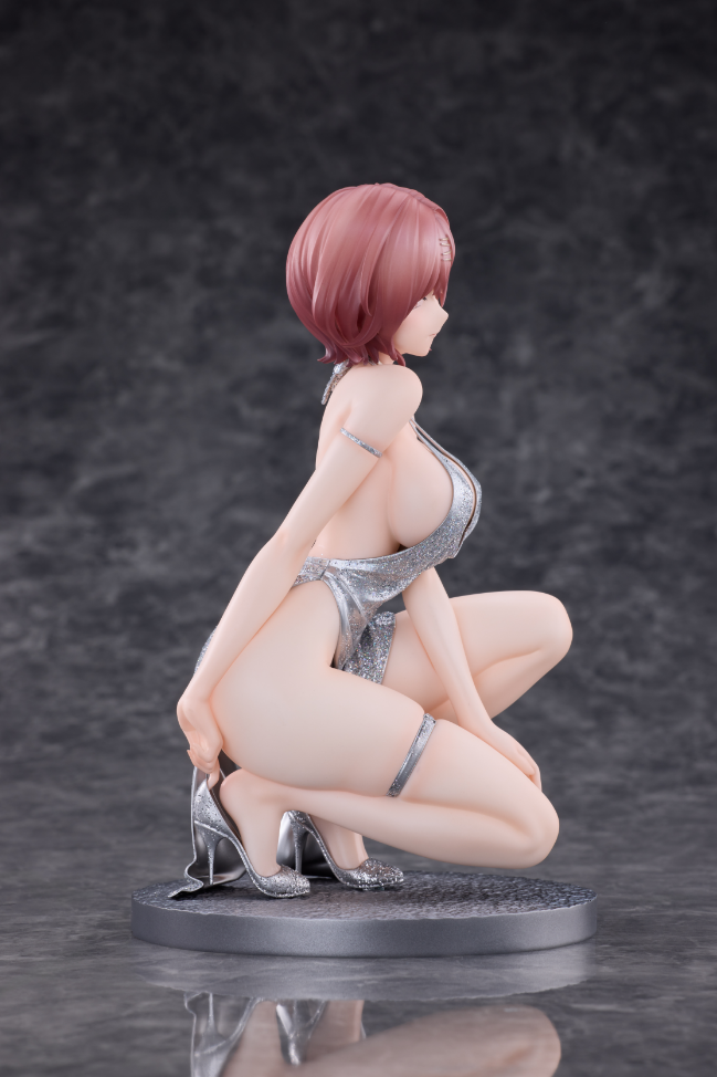 Hello Studio - Madoka Higuchi