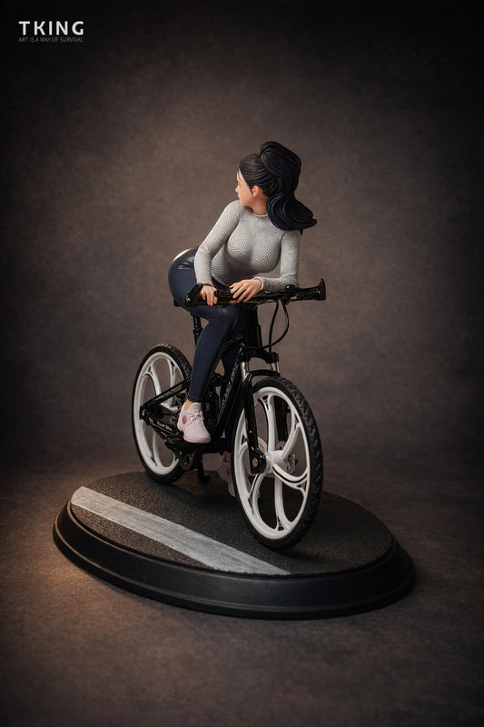Tking Toys Studio - Cycling Girl [2 Variants]
