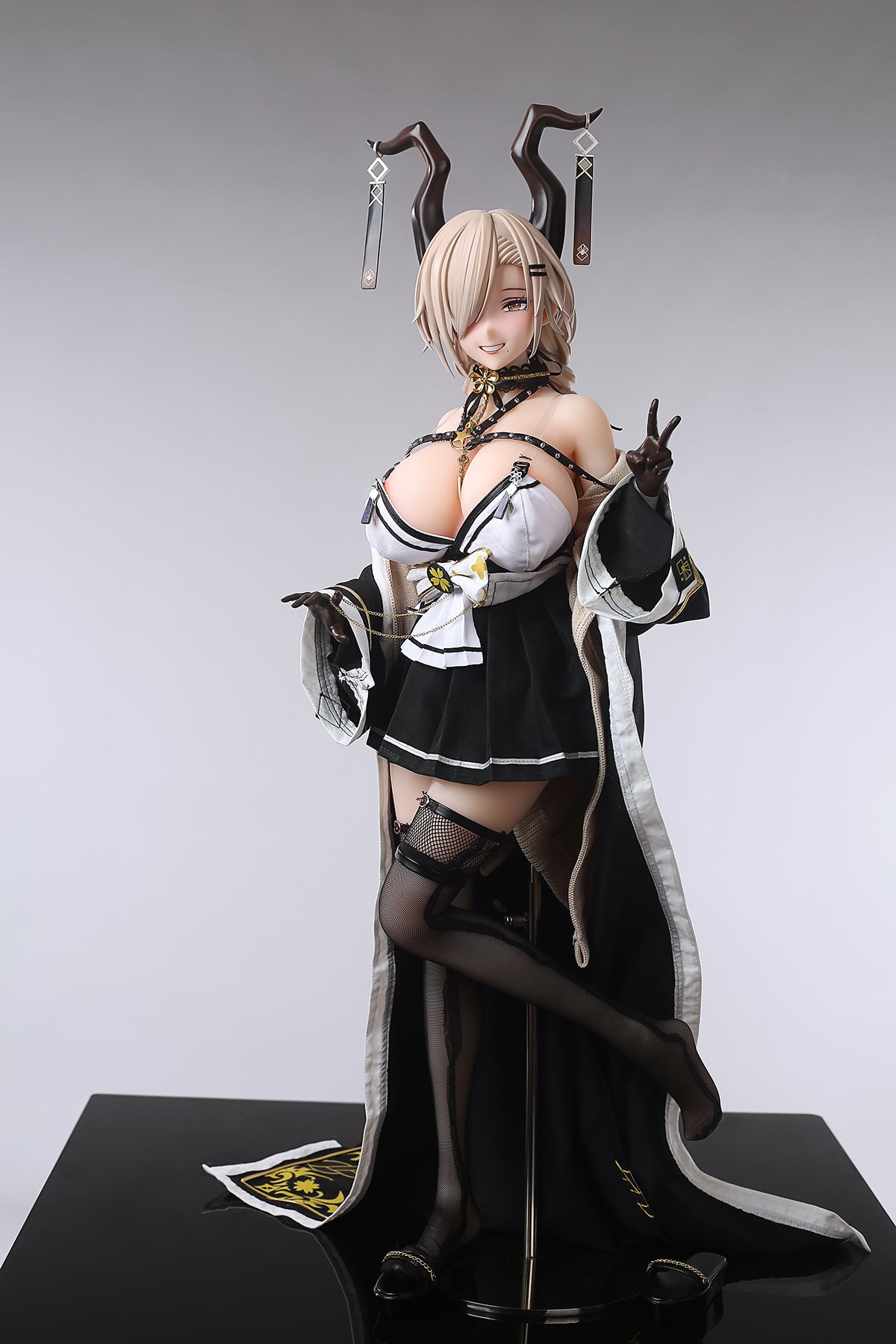YuZhaiRenXing Studio - Owari [2 Variants]