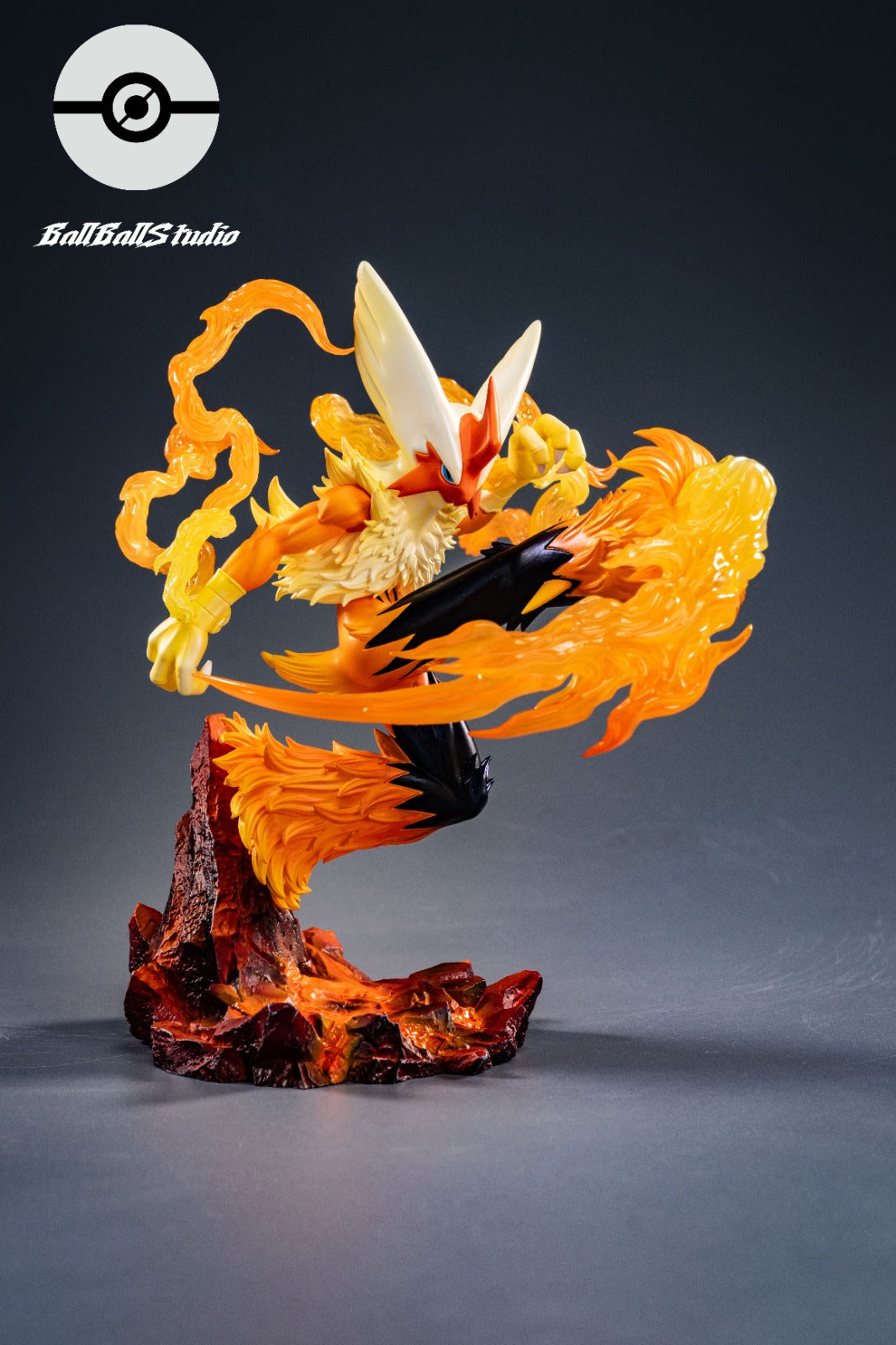 Ball Ball Studio - Blaziken Mega [3 Variants]