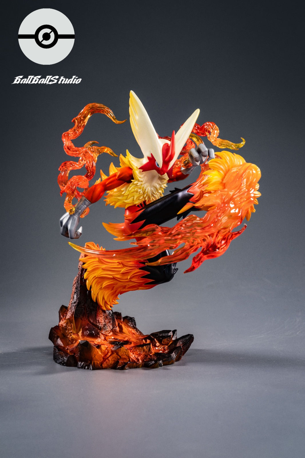 Ball Ball Studio - Blaziken Mega [3 Variants]