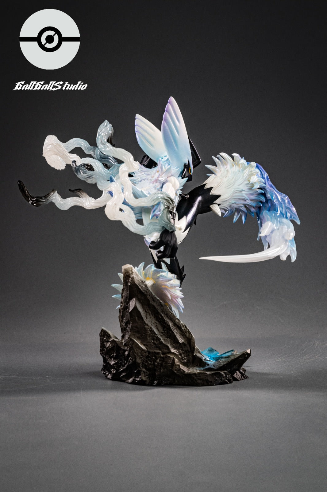 Ball Ball Studio - Blaziken Mega [3 Variants]