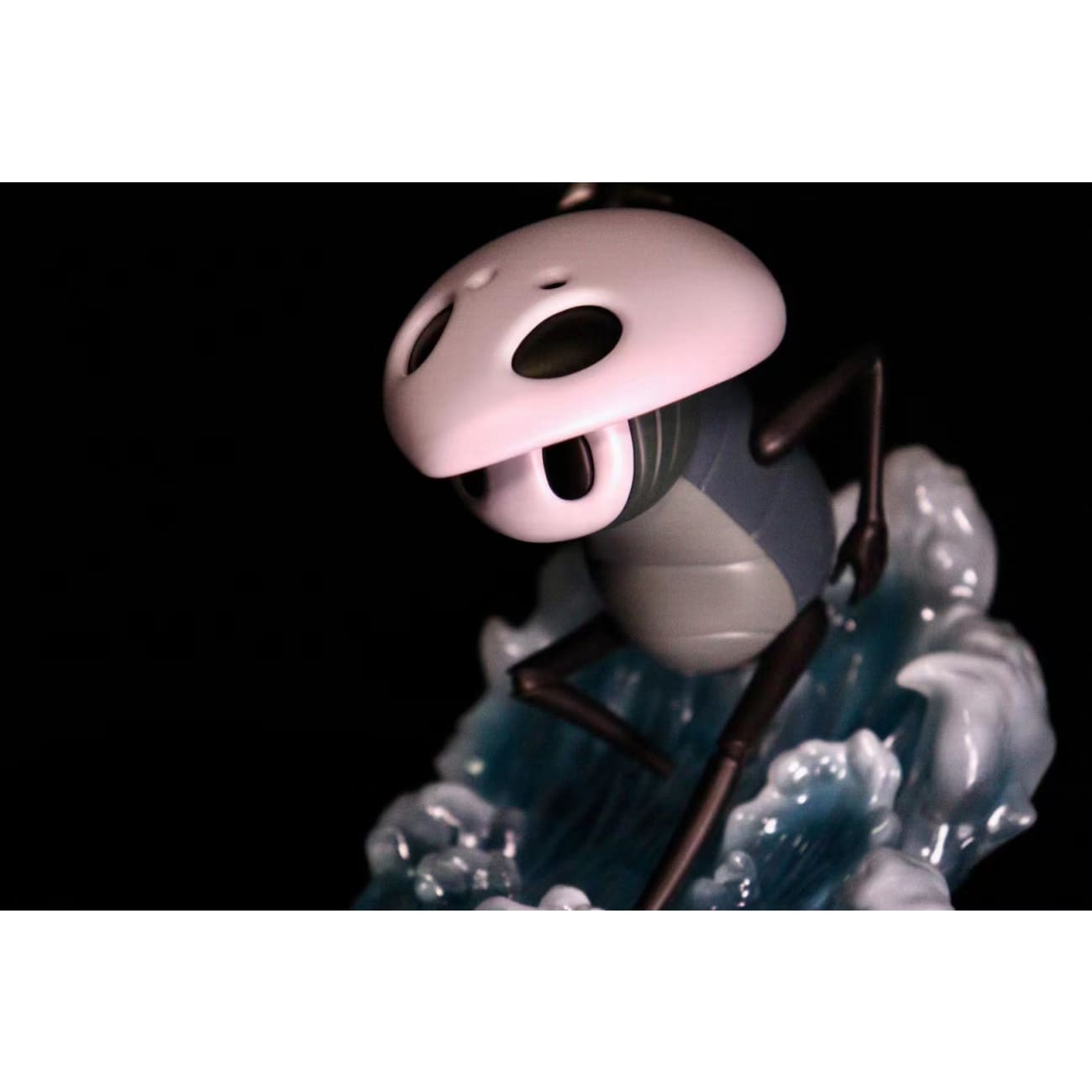 27 Yu Studio - Quirrel