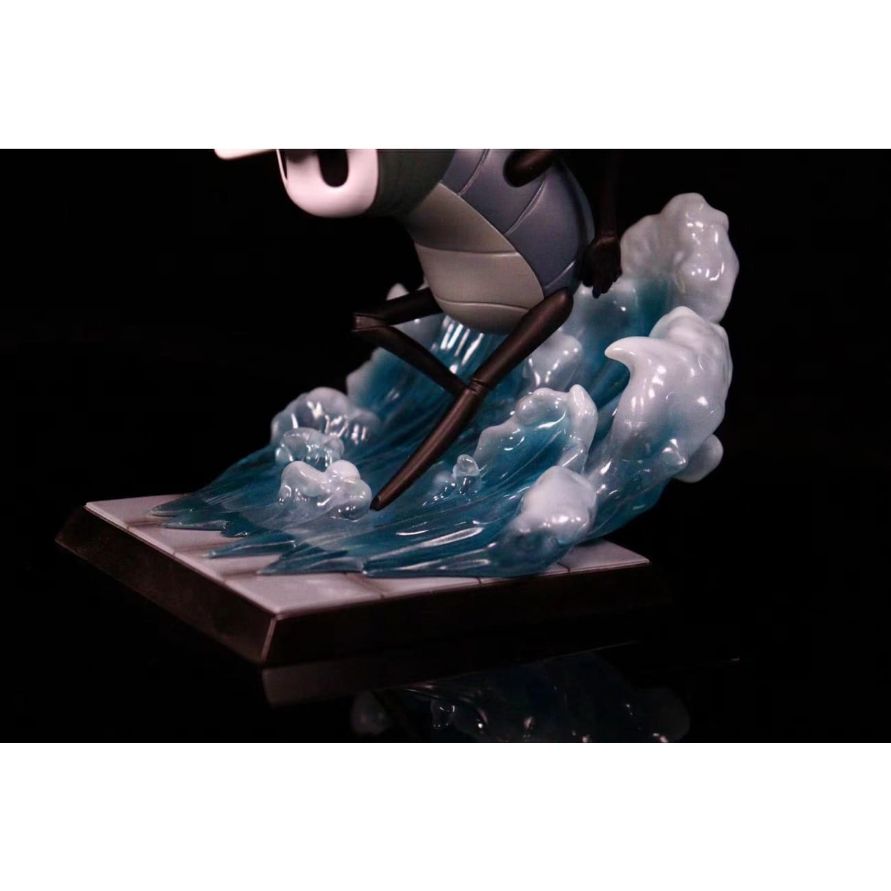 27 Yu Studio - Quirrel