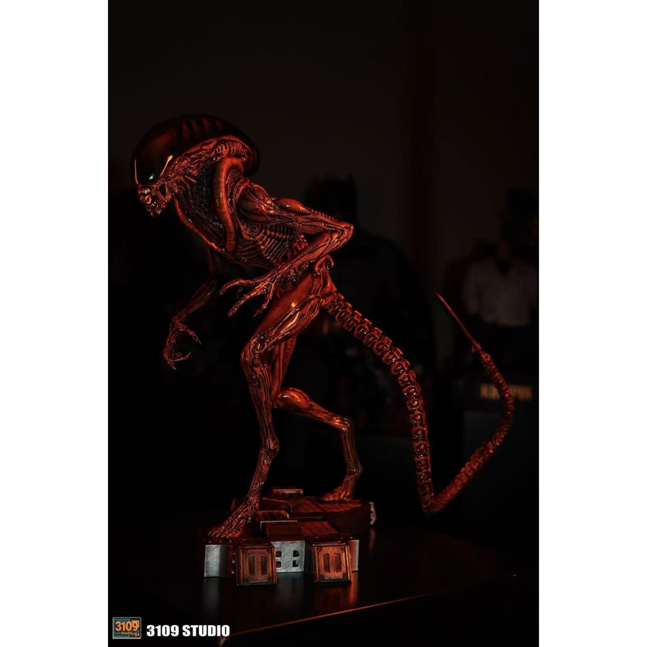 3109 Studio - Dog Alien Maquette [2 Variants]