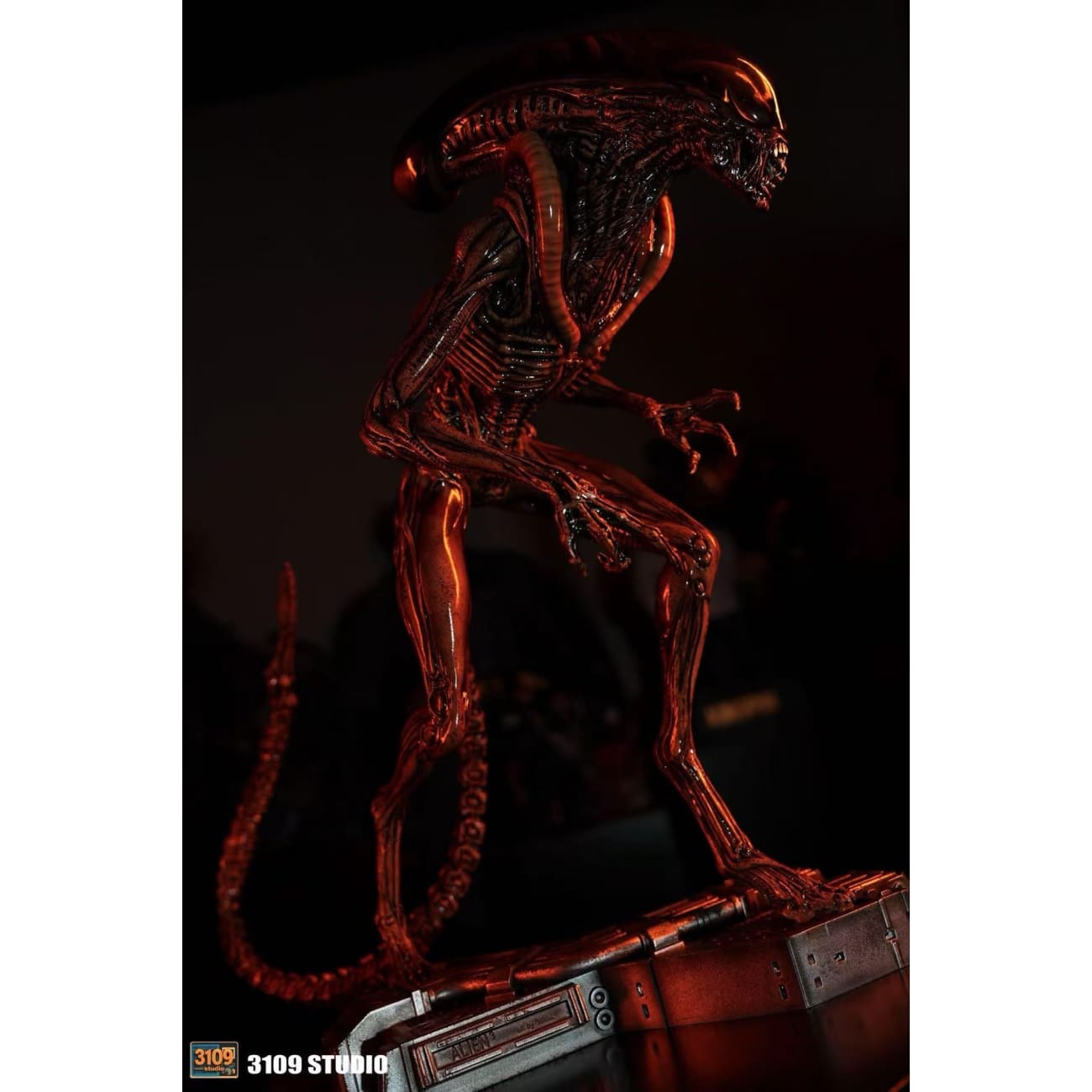 3109 Studio - Dog Alien Maquette [2 Variants]
