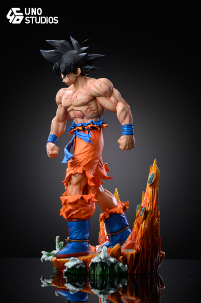 UNO Studio - 1/5 Scale Son Goku vs Frieza / 1/3 Scale Son Goku