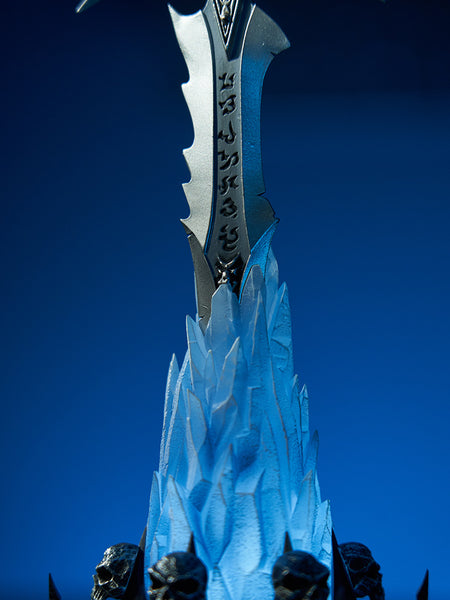 Blizzard Entertainment - Frostmourne