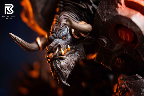 Black Rock Studio / BRS - T17 Blackrock Foundry Tauren Warrior