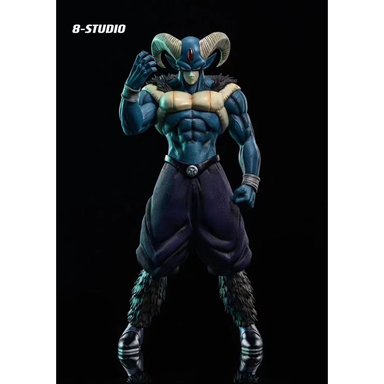 8 Studio - Moro [2 Variants]