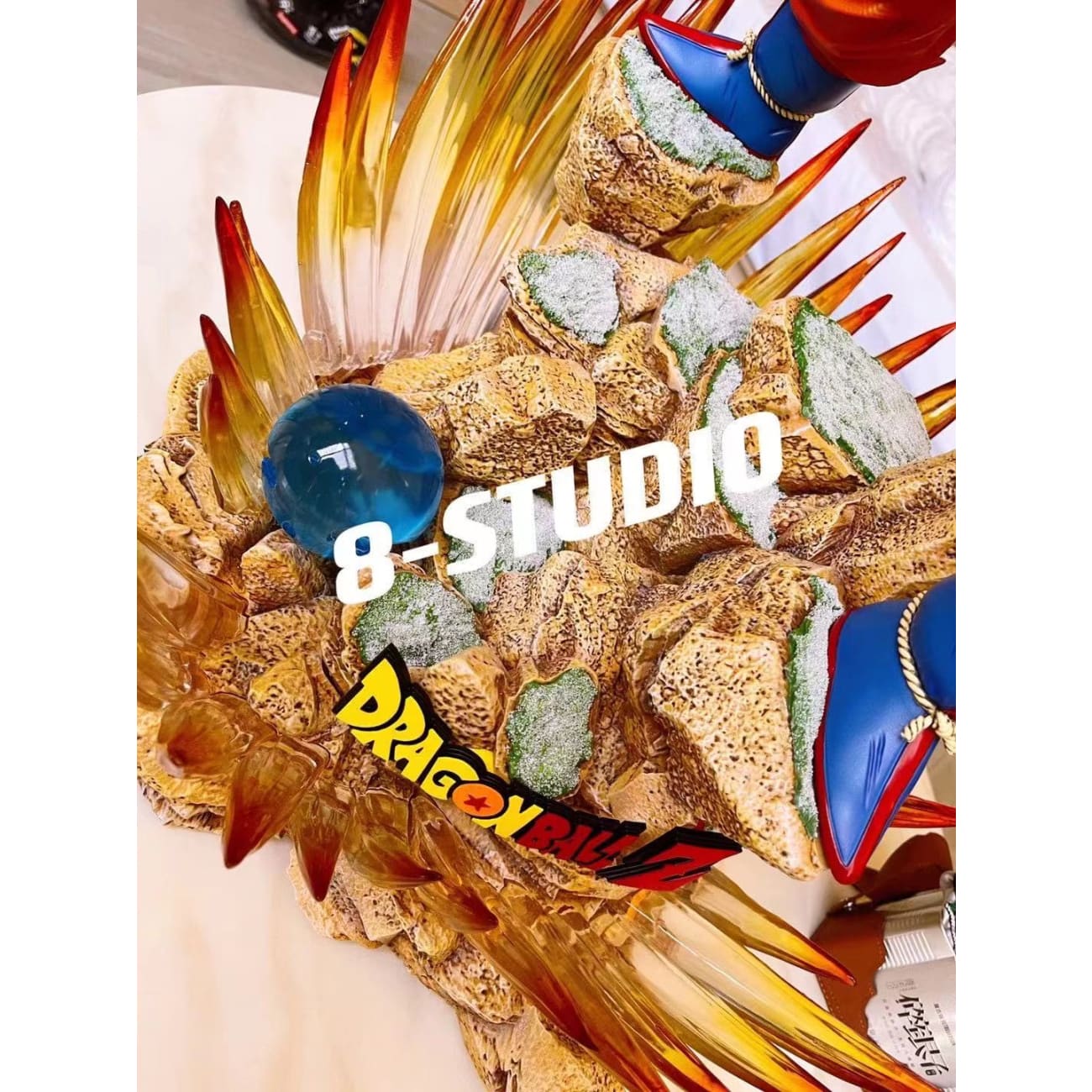 8 Studio - Super Seiya 3 Son Goku [3 variants] 