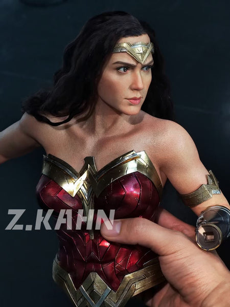 Z.Kahn Studio - Wonder Woman 1/3 Scale Deluxe Version