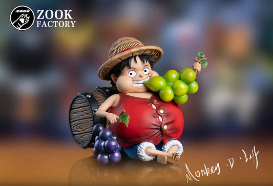 ZOOK Factory - Monkey D. Luffy Eating Grapes
