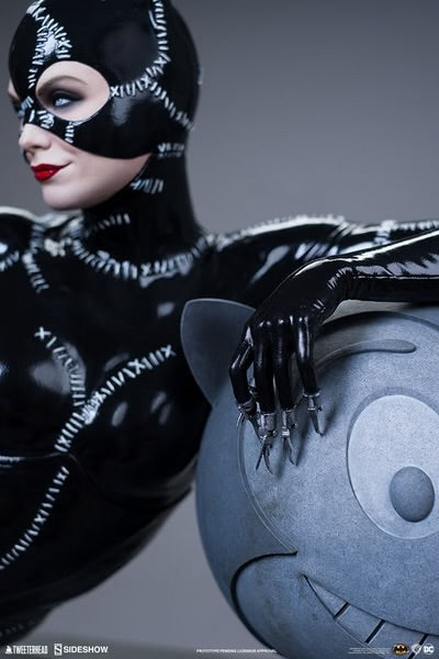 Sideshow x Tweeterhead - Catwoman Maquette [1/4 Scale]